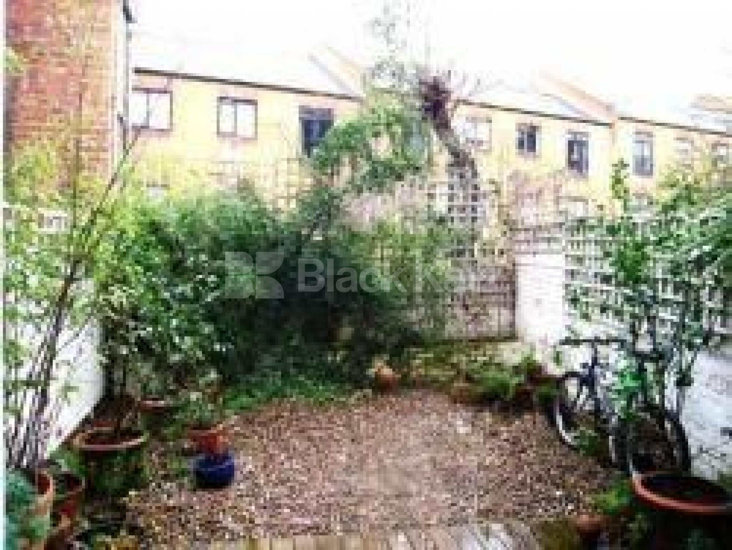 			NEW INSTRUCTION, 2 Bedroom, 1 bath, 1 reception Flat			 Tavistock rd, NOTTING HILL W11 W11